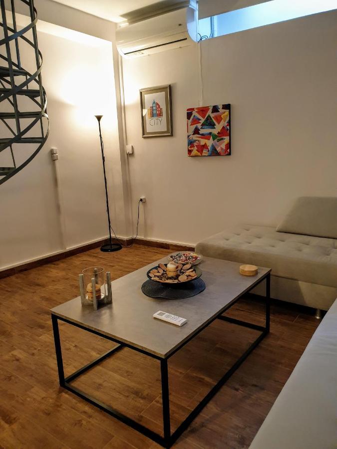 City House Loft Apartment Kalamata Exterior photo